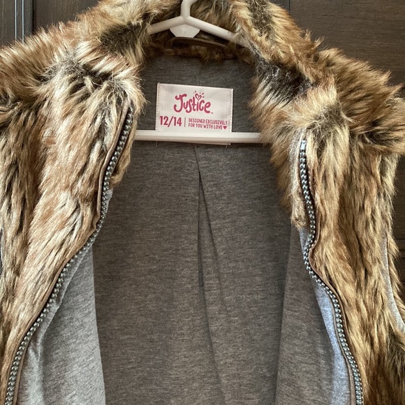 Justice Brown Faux Fur Full Zip Vest in Girls 12/14 (EUC) - Picture 6 of 7